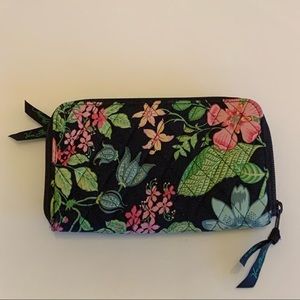 VERA BRADLEY WALLET